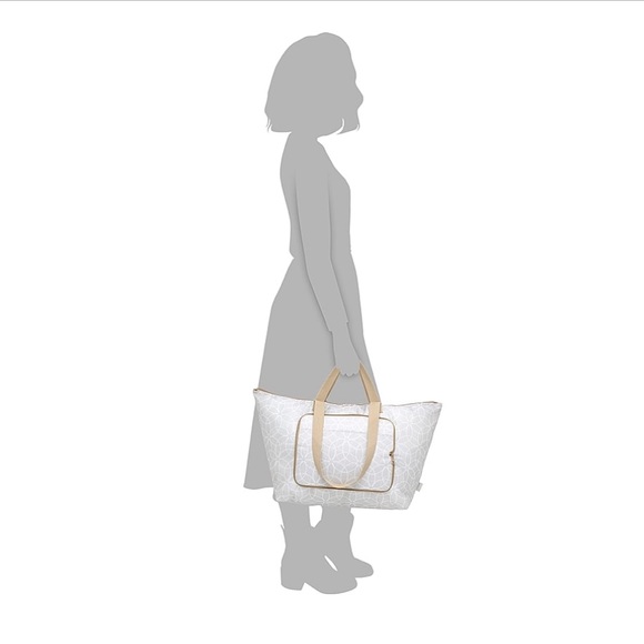 Lightweight Foldable Tote - Picture 4 of 15